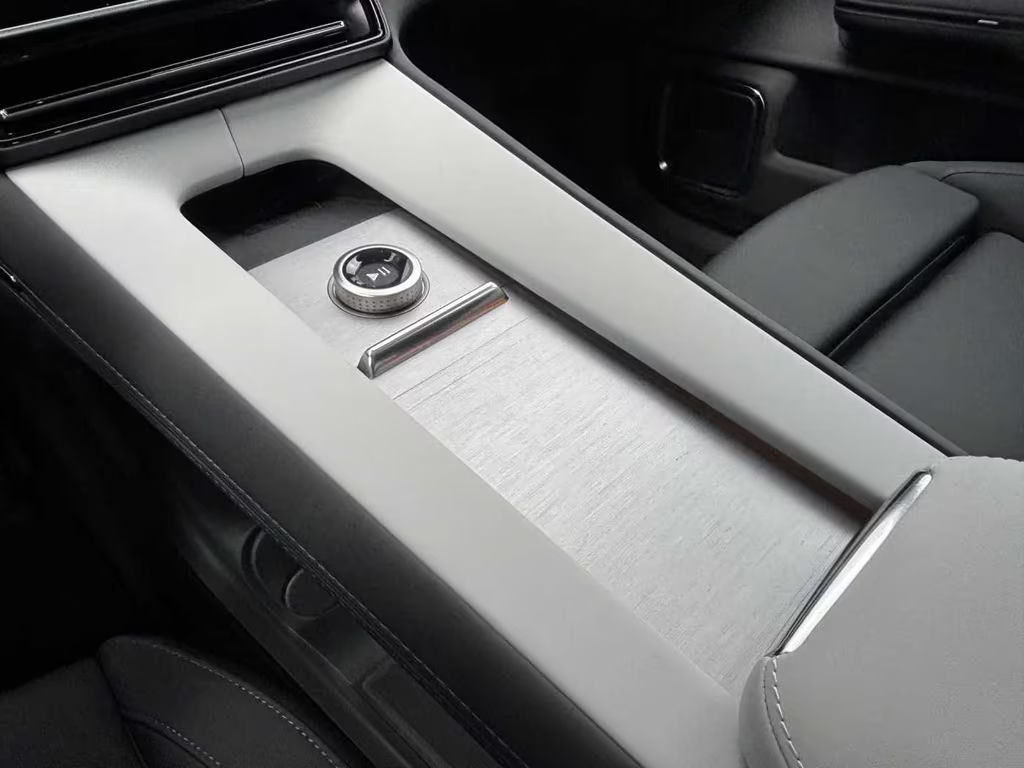 Polestar 4