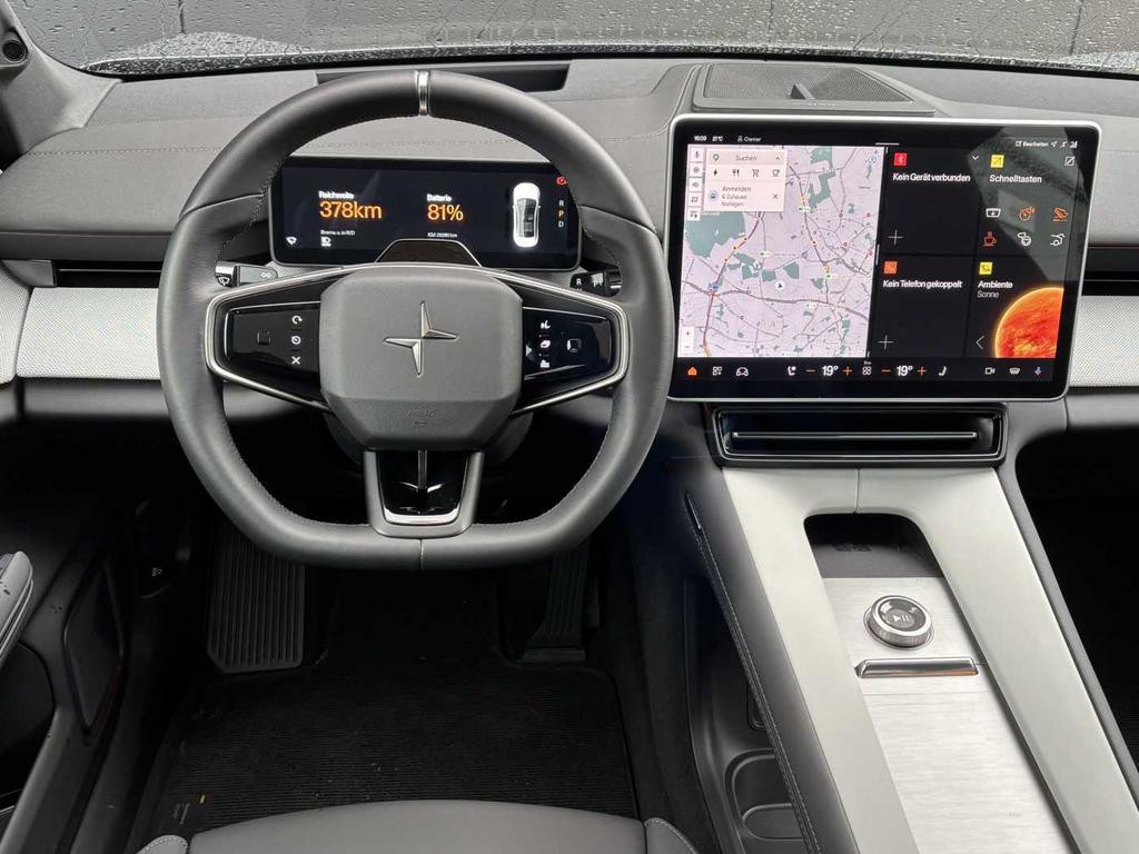 Polestar 4