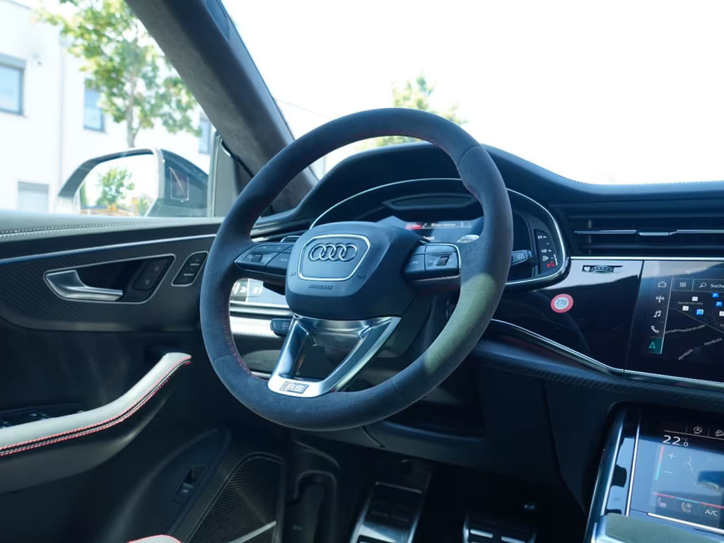 Audi RS Q8