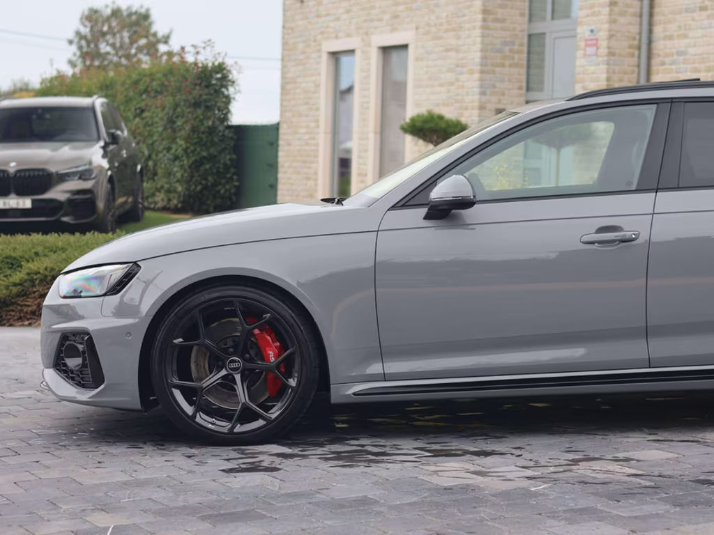Audi RS4