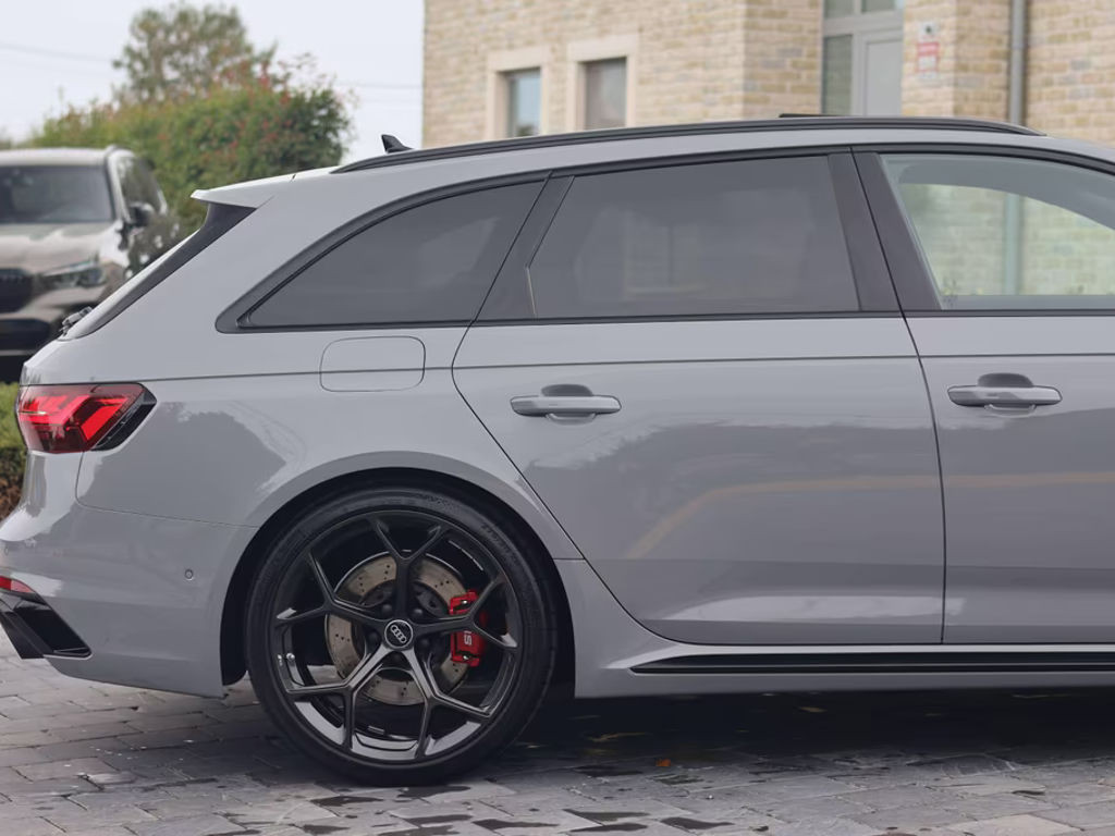 Audi RS4