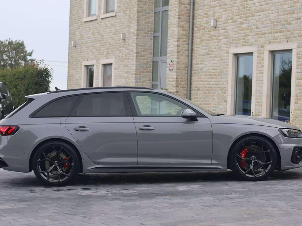 Audi RS4