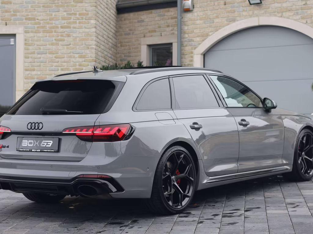 Audi RS4
