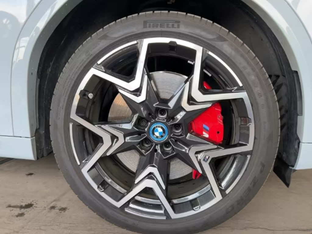 BMW iX2