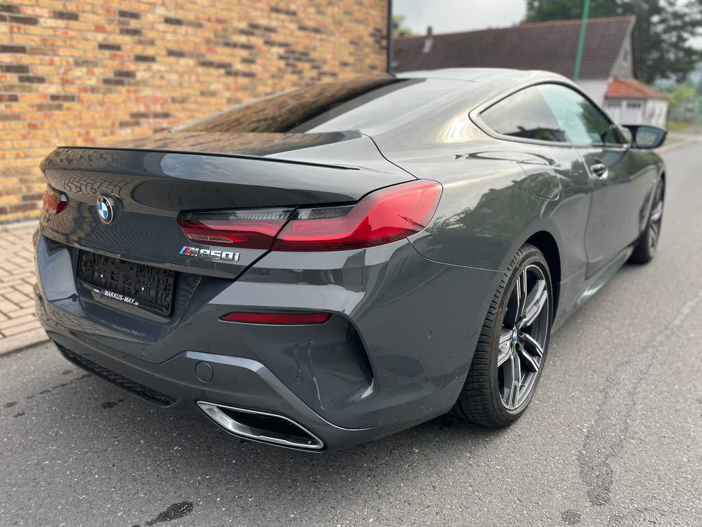 BMW M850