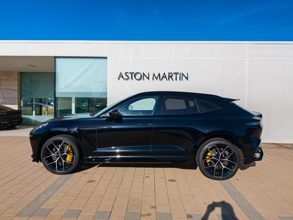 Aston Martin DBX