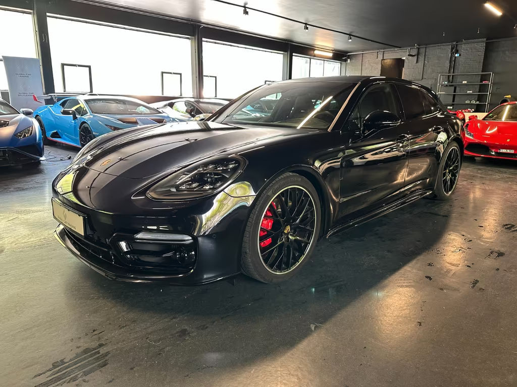 Porsche Panamera GTS Sport Turismo
