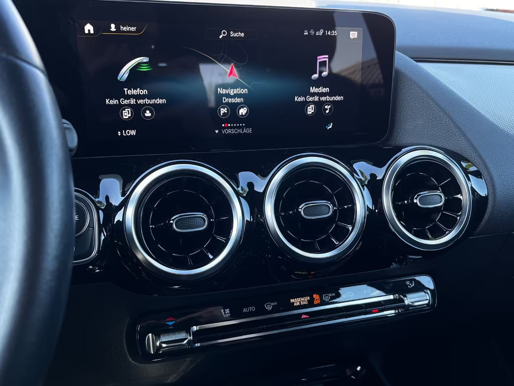 Mercedes-Benz GLA-Klasse