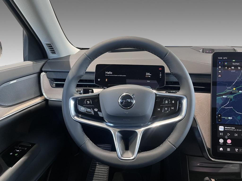 Volvo EX90