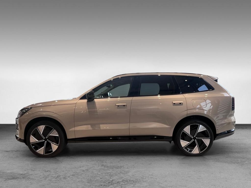 Volvo EX90