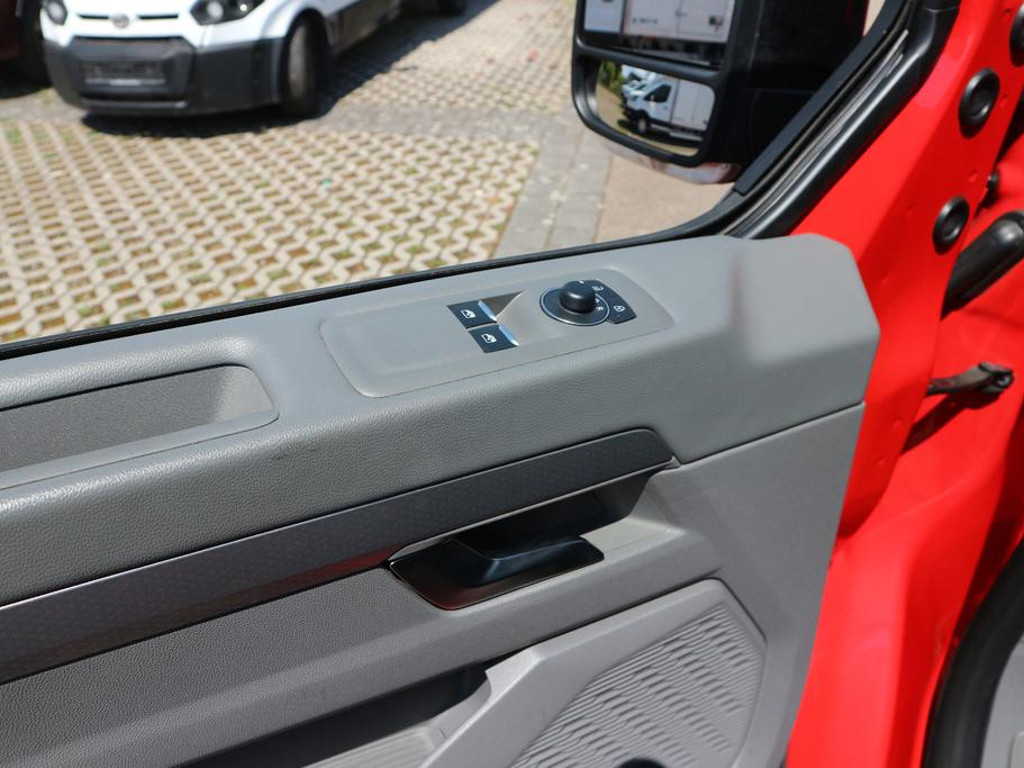 Volkswagen e-Caravelle