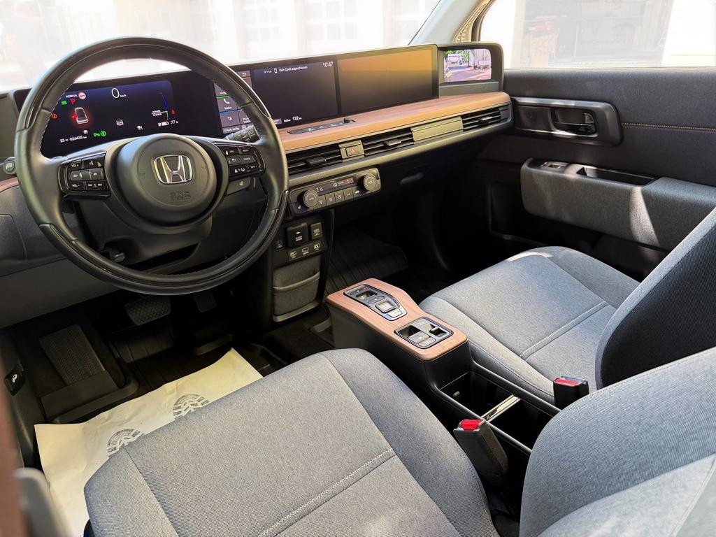 Honda e