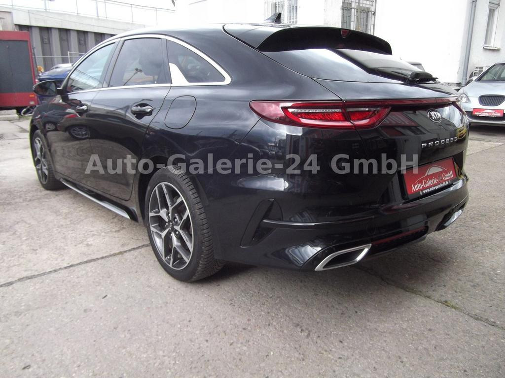 Kia ProCeed
