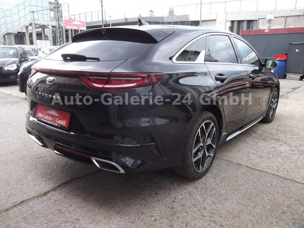 Kia ProCeed