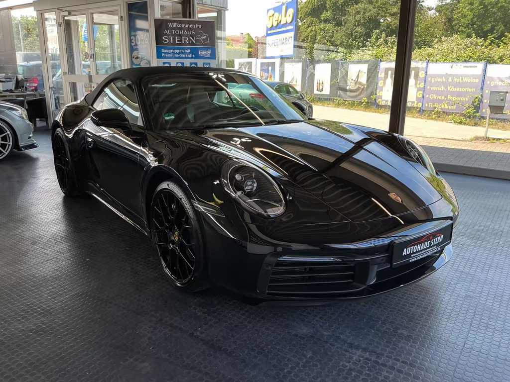 Porsche 911 Carrera Cabriolet