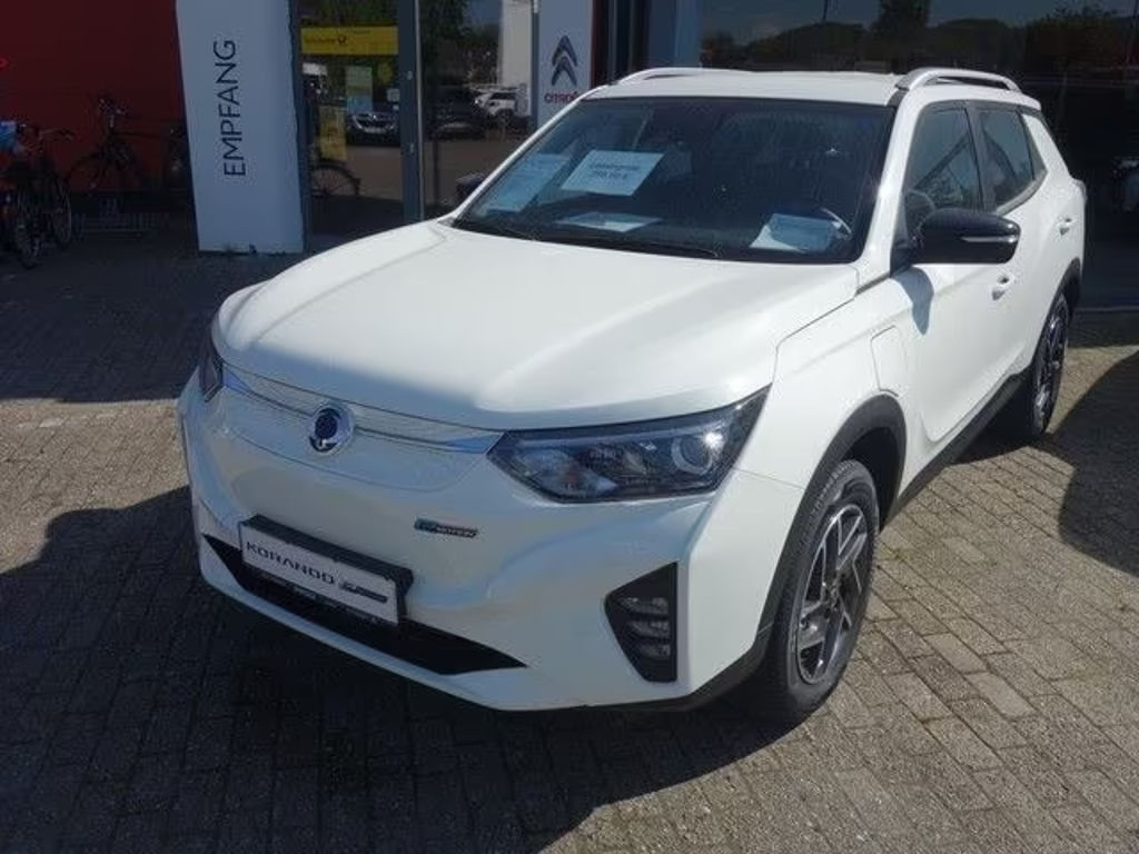 SsangYong Korando E-Motion Bronze