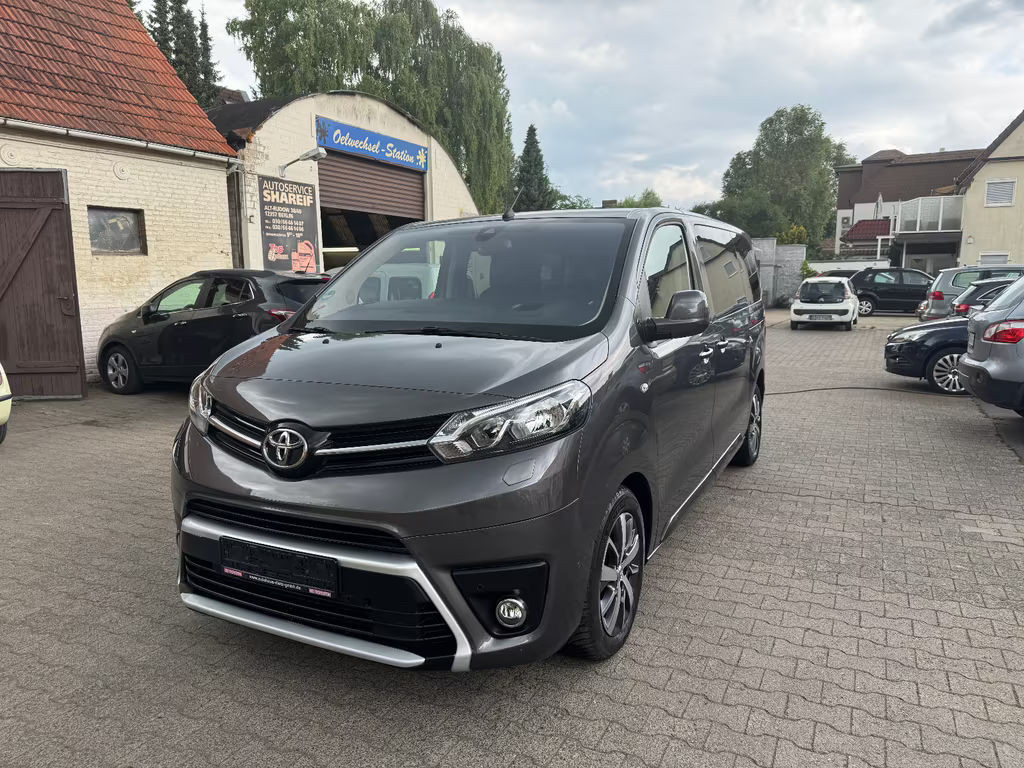 Toyota Proace (Verso) Proace Verso L1 Team Deutschland KM 32000