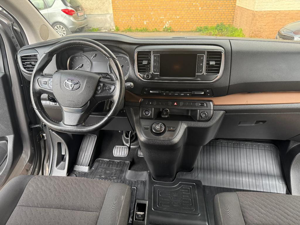 Toyota Proace (Verso)