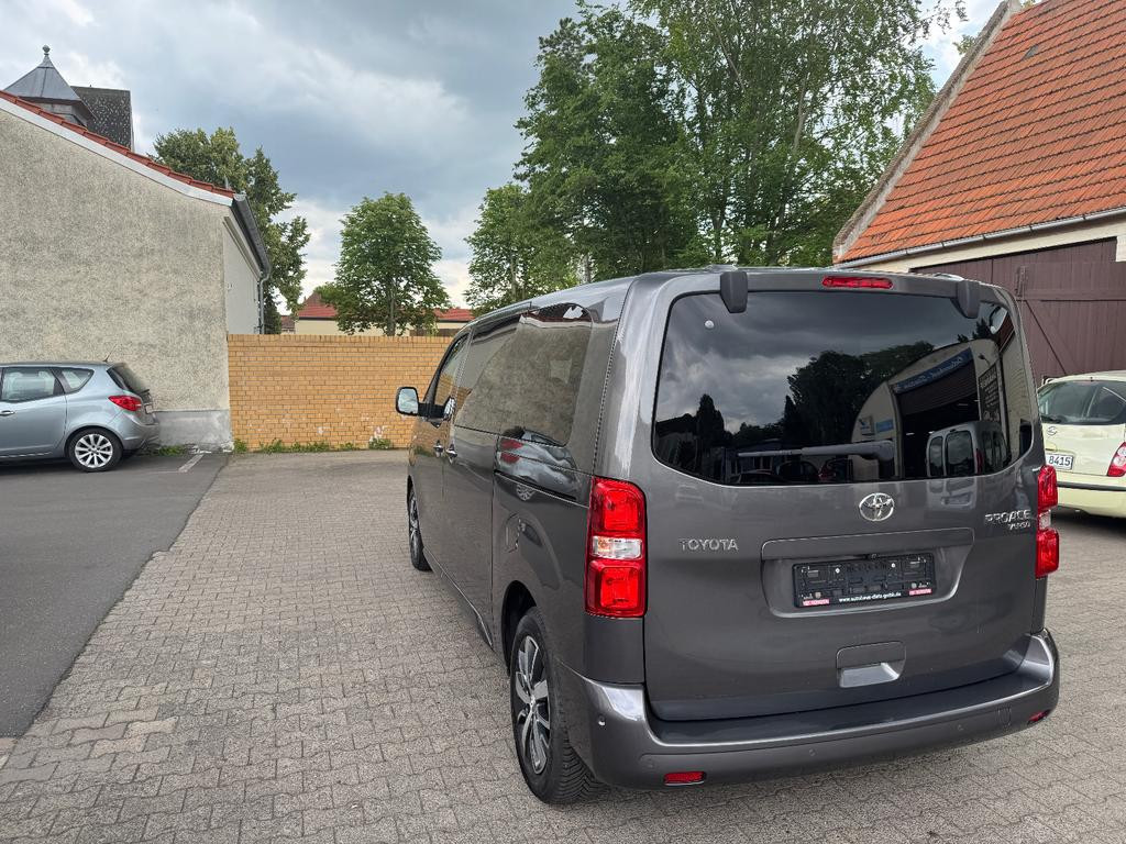 Toyota Proace (Verso)
