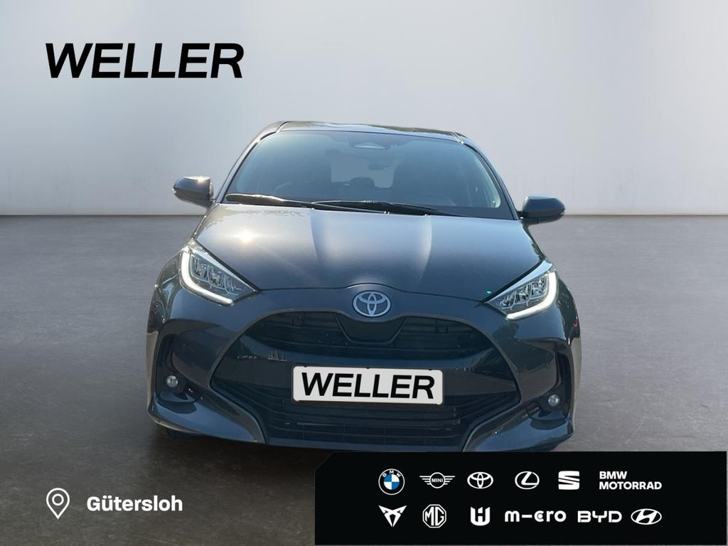 Toyota Yaris Teamplayer LED ACC Kamera SHZ PDC CarPlay