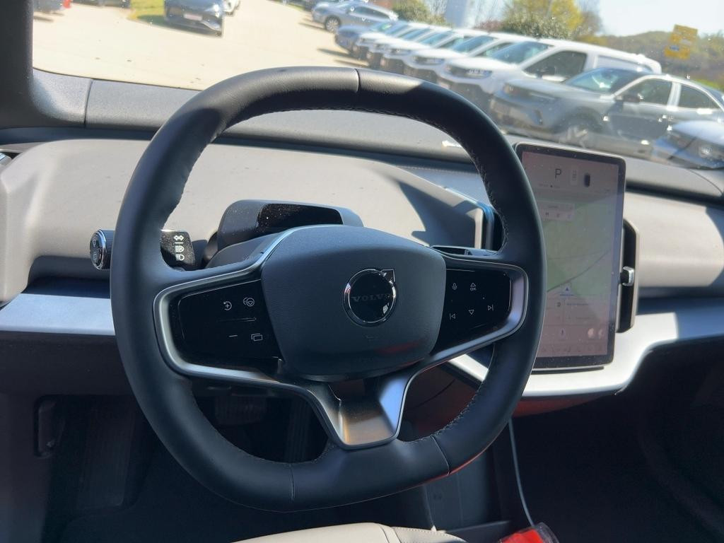 Volvo EX30