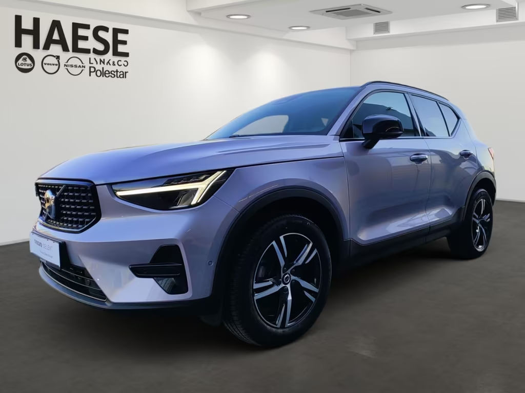 Volvo XC40 Plus Dark