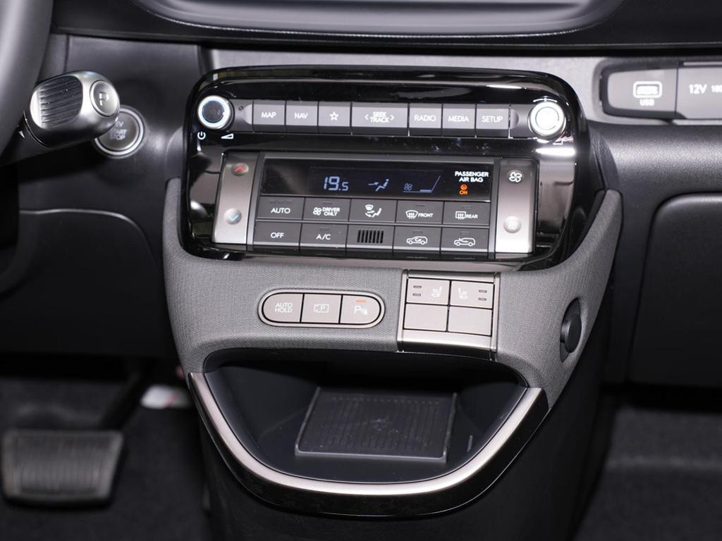 Hyundai INSTER