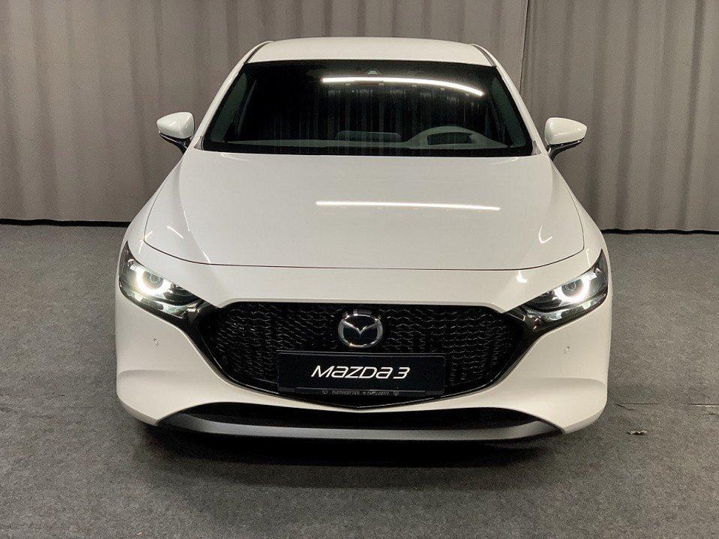 Mazda 3 S Takumi