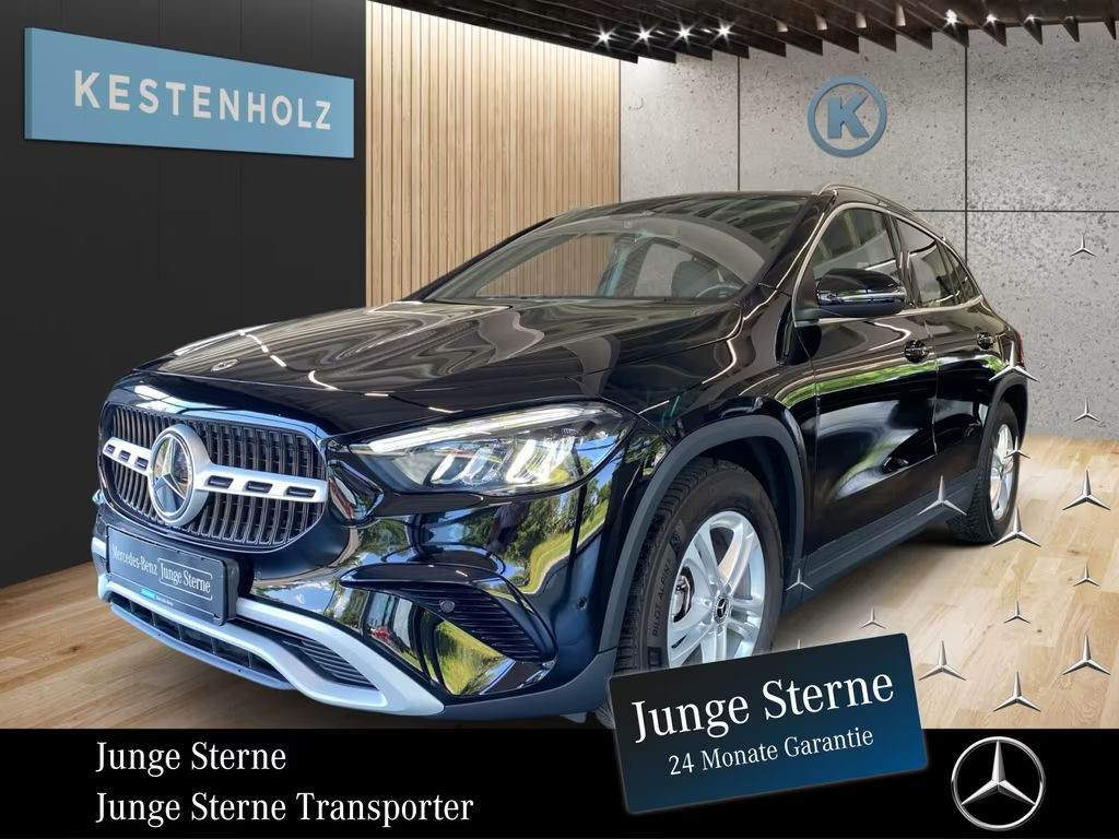 Mercedes-Benz GLA-Klasse GLA 200 *LED*PARK*NAVI*DISTR*