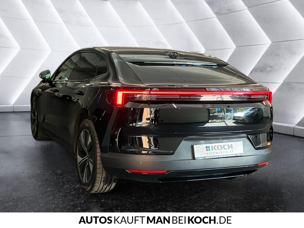 Polestar 4