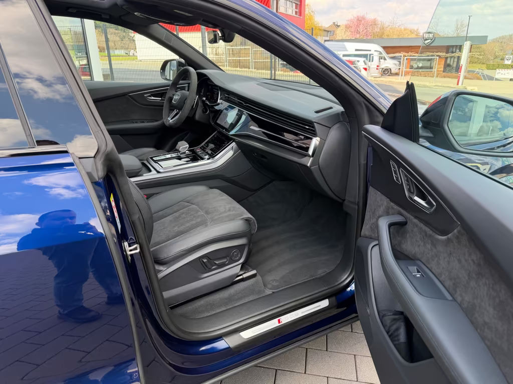 Audi RS Q8