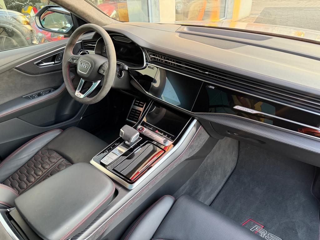 Audi RS Q8