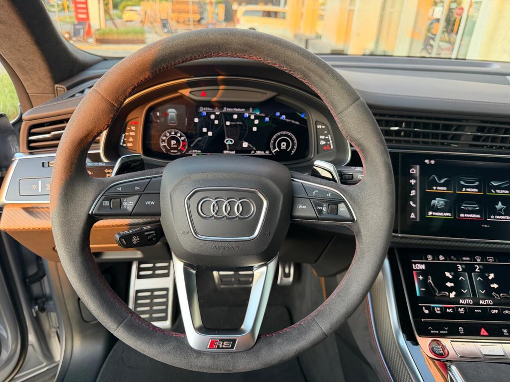 Audi RS Q8