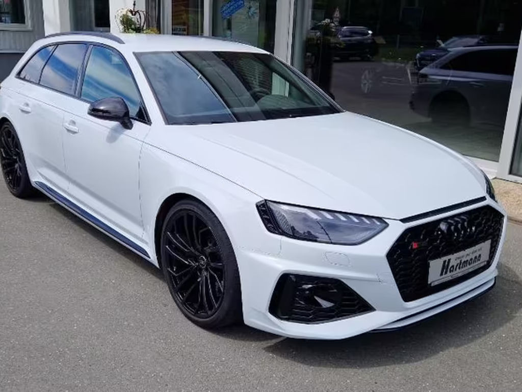 Audi RS4 Avant Quattro