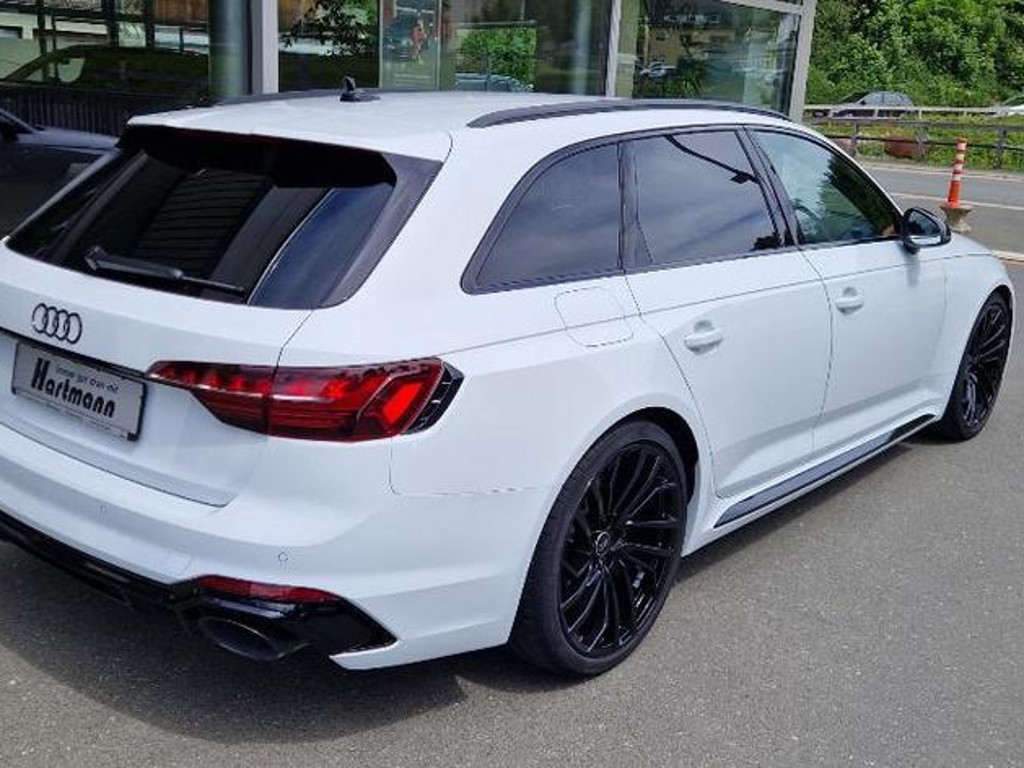 Audi RS4