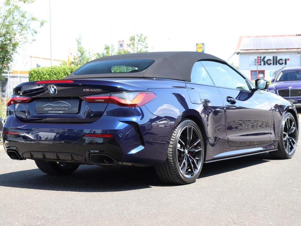 BMW M440