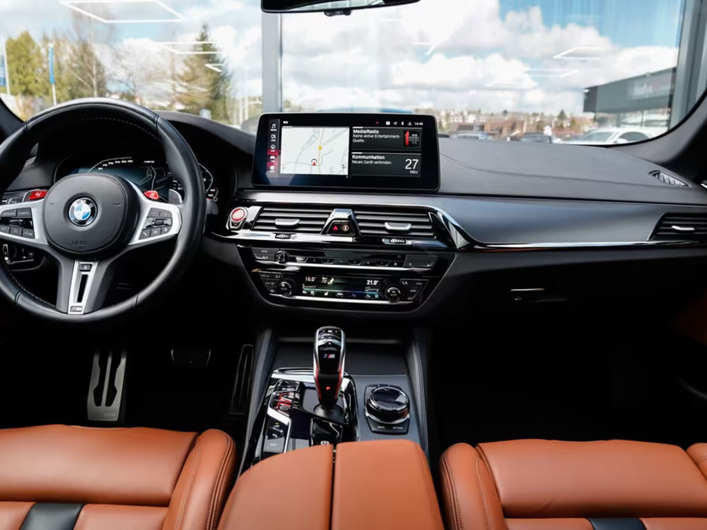 BMW M5