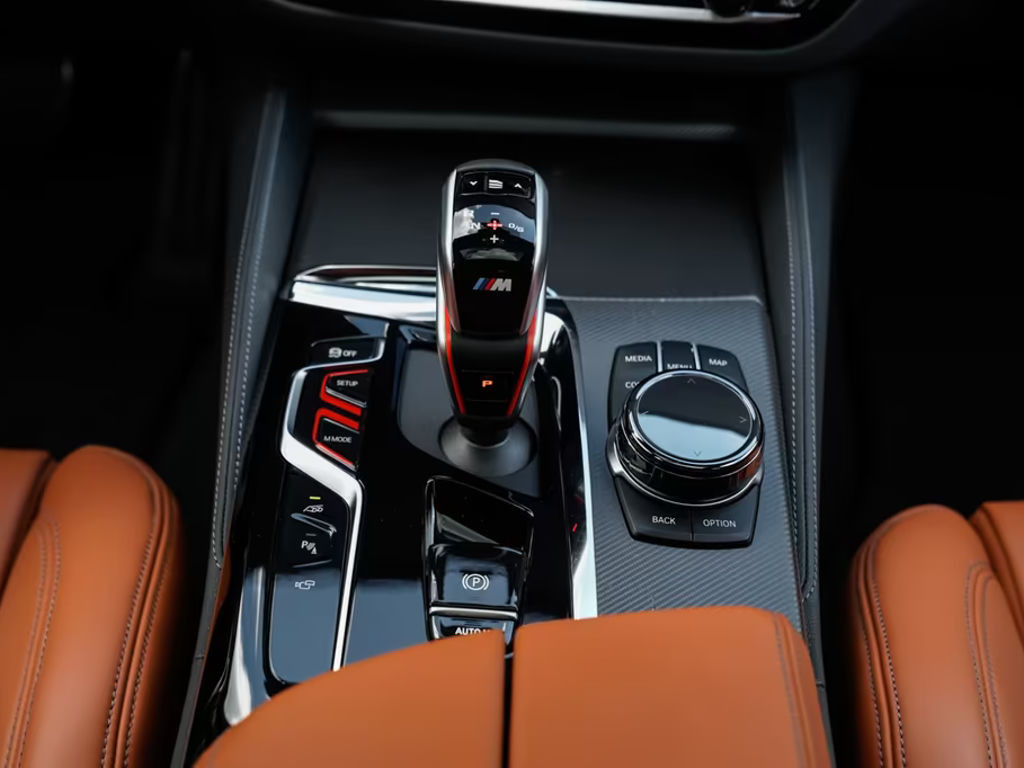 BMW M5