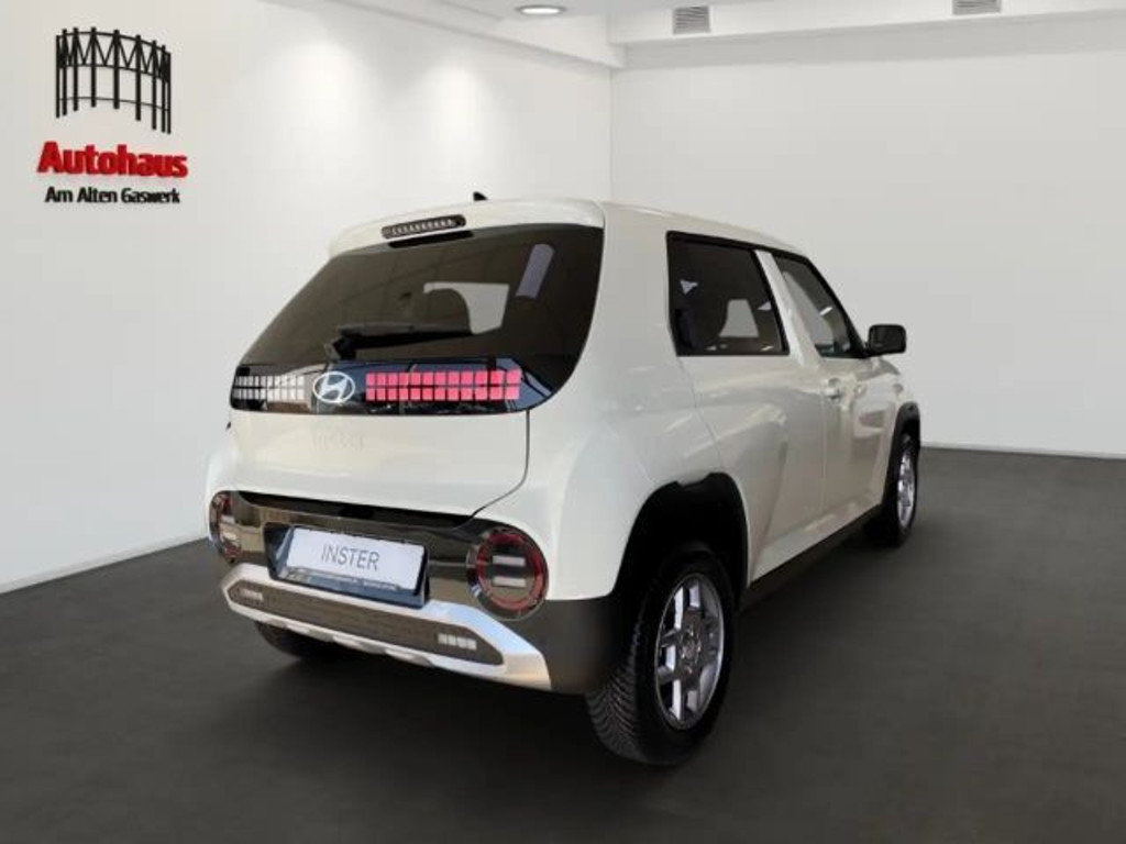 Hyundai INSTER
