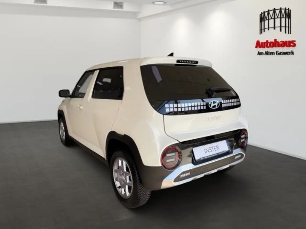 Hyundai INSTER