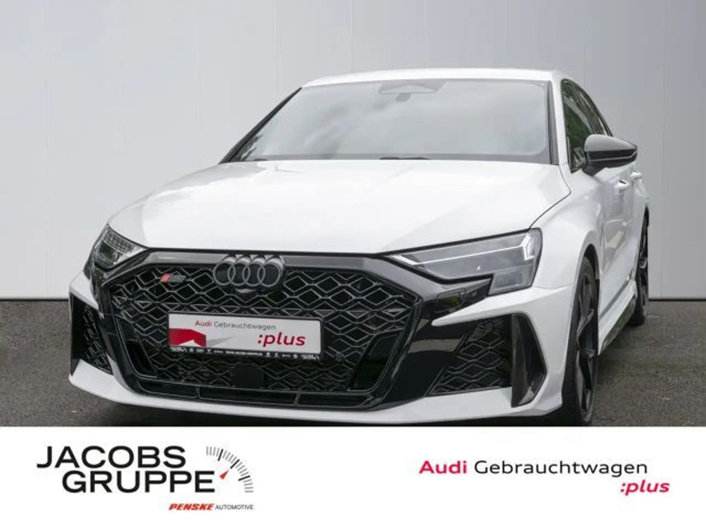 Audi RS3 Sportback Sedan Quattro