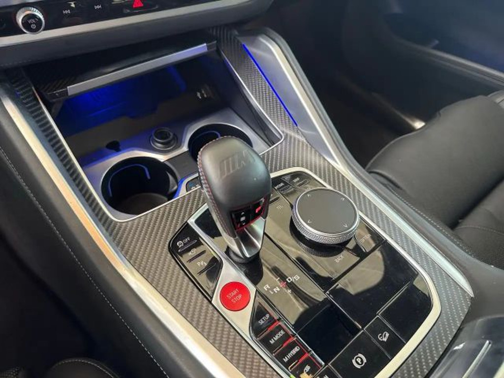 BMW XM