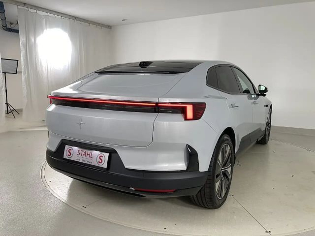 Polestar 4