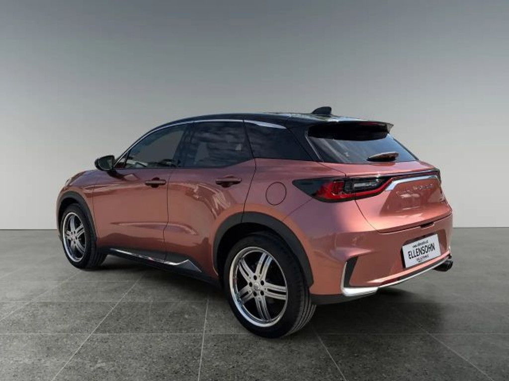 Lexus LBX