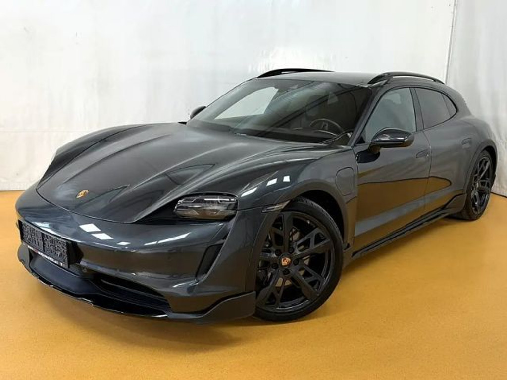 Porsche Taycan Cross Turismo 4