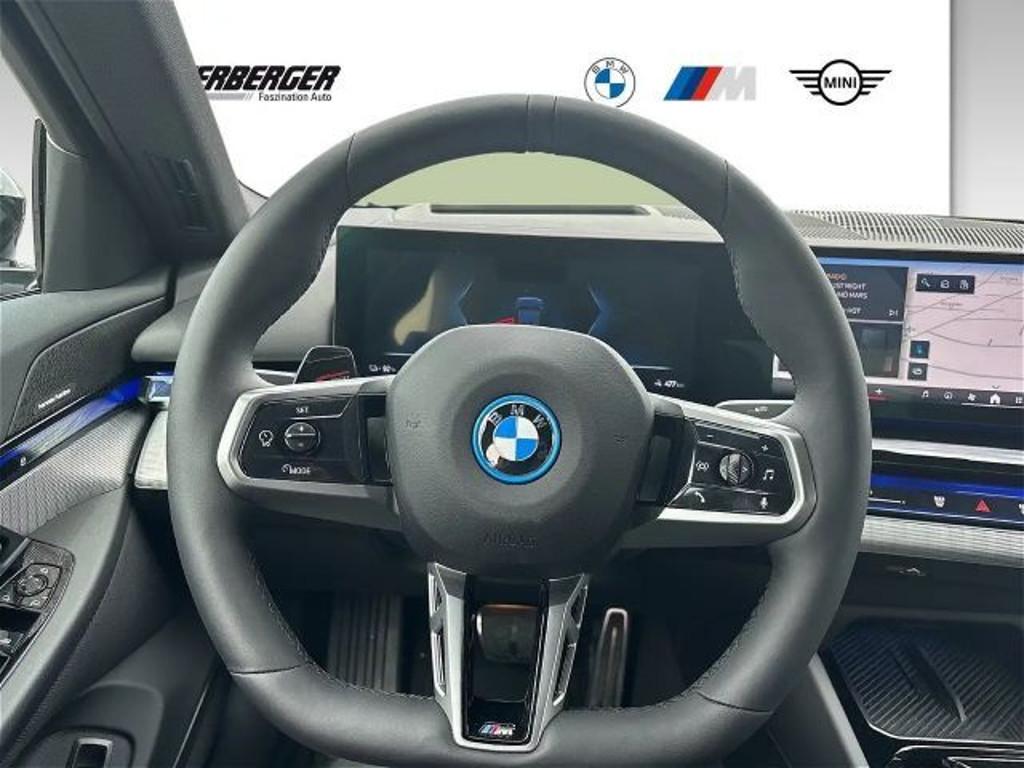 BMW i5