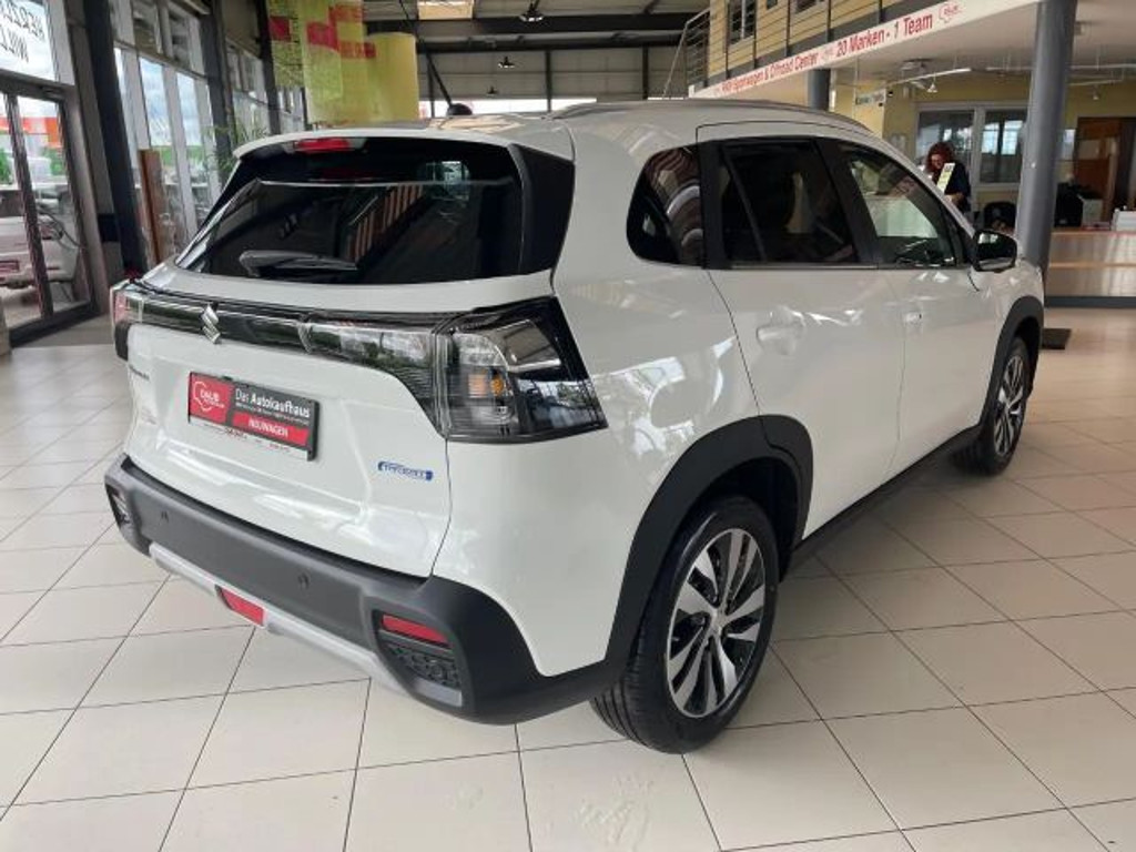 Suzuki S-Cross