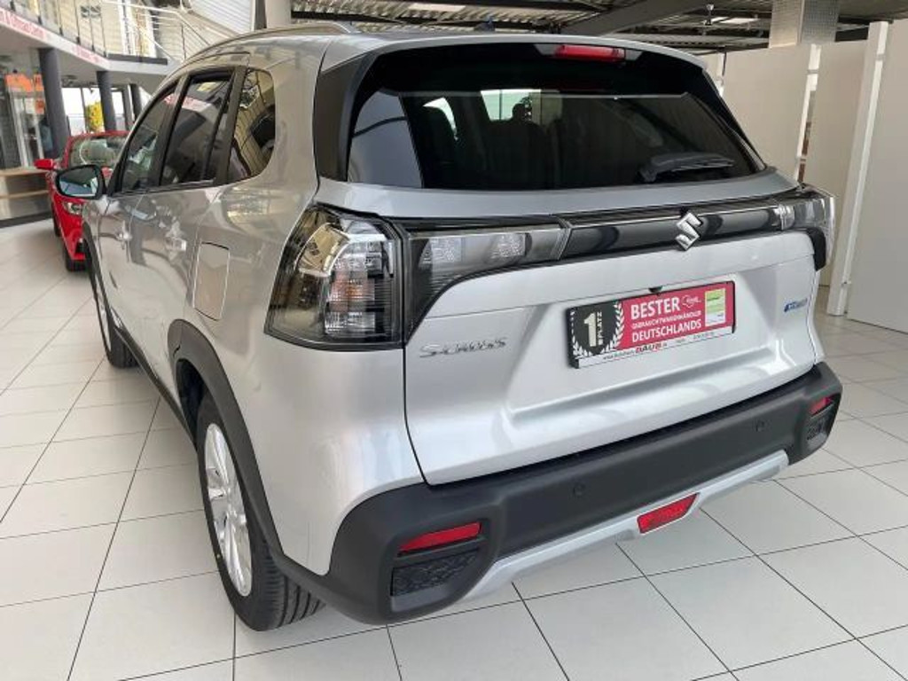 Suzuki S-Cross