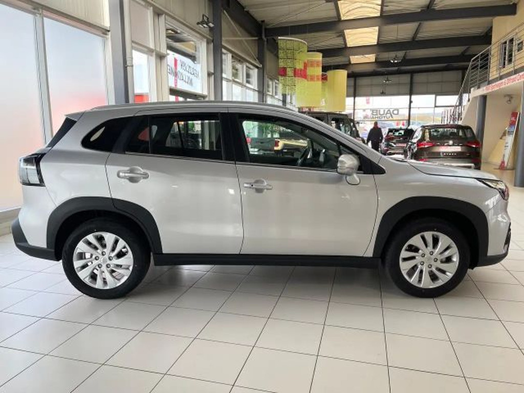 Suzuki S-Cross