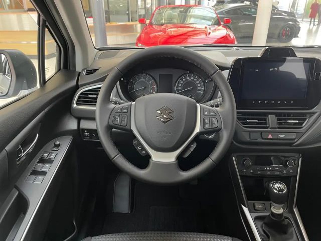Suzuki S-Cross